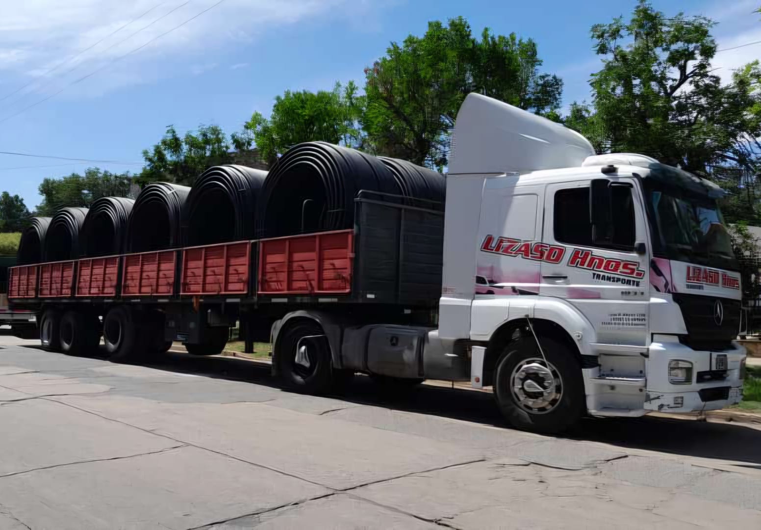 Tractores y Semirremolques de Lizaso Hnos